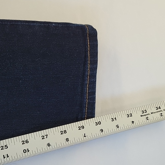 Levi's 502 Taper Fit Jeans Size 32 x 30 Dark Wash - Picture 10 of 14